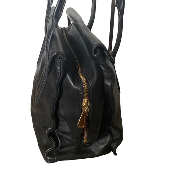 Pour la Victoire leather handbag